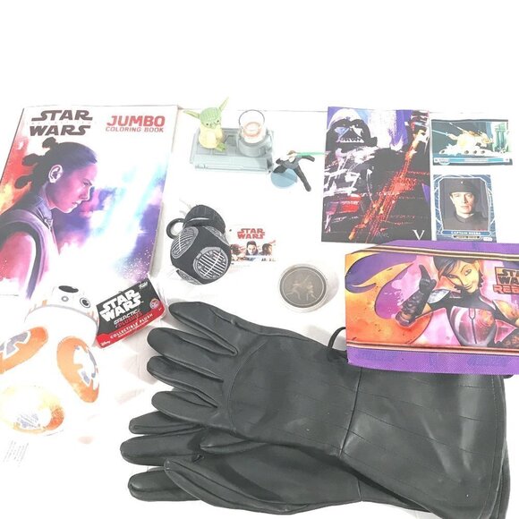 Disney Star Wars Collectors Items Toy Gift Bundle - Picture 1 of 7